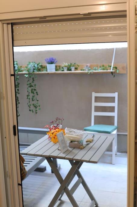 Modern Urban Host With Private Courtyard Tessalónica Exterior foto