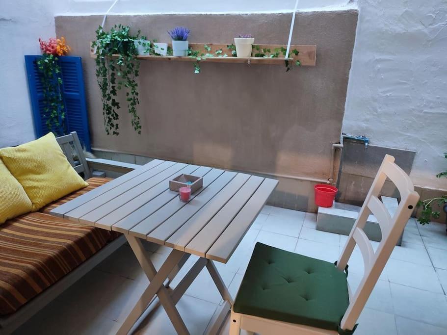 Modern Urban Host With Private Courtyard Tessalónica Exterior foto