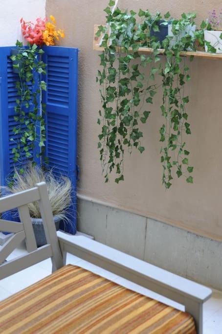 Modern Urban Host With Private Courtyard Tessalónica Exterior foto